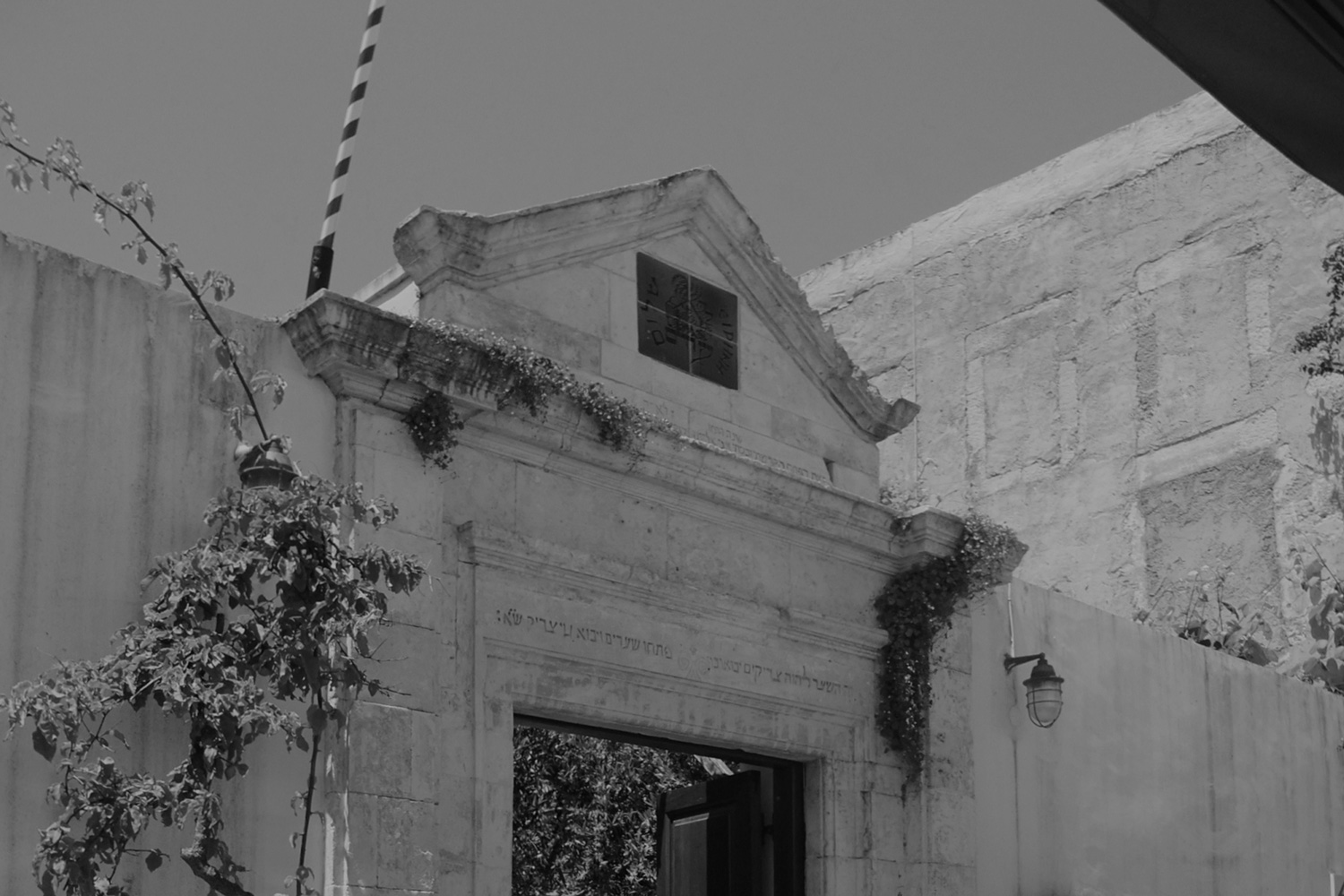 Black and white outside view of the Synagogue